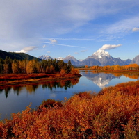 Autumn mountain colors