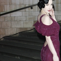 Elegant Dita