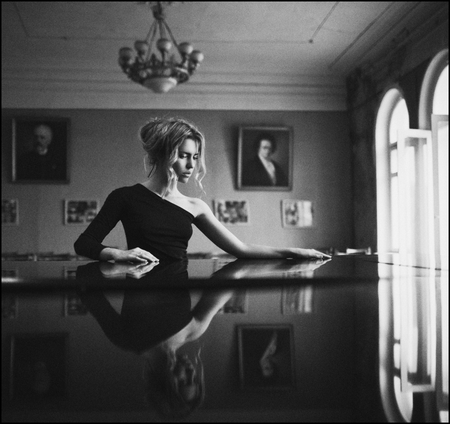 REFLECTION - woman, photography, bw, beauty, reflection