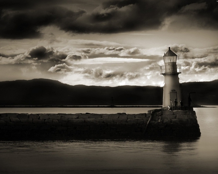 Monochrome Lighthouse - clouds, lighthouse, penninsula, ocean, monochrome