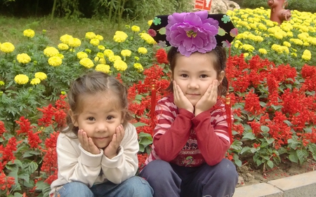 Sisters and Flowers - flowers, kids, sisters, chinese, china, children