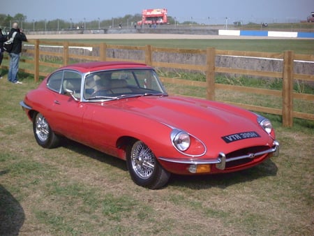 Jaguar E Type - e type, classic car, jaguar, car