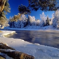 Ice river 