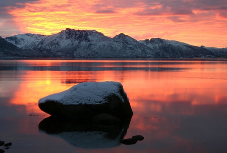 Winter Sunrise - snow, sunrise, winter, ocean