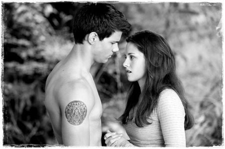 Jacob and Bella - moon, kiss, bella, jacob, new