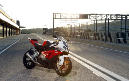 BMW S1000RR