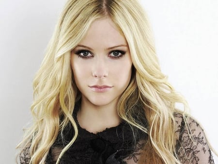 Avril Lavigne - avril lavigne, beautiful, model, avril, singer, lavigne