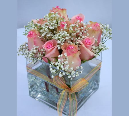 I THANK YOU for the friendships - baby breath, gift, box, roses, pink, blue, ribbon