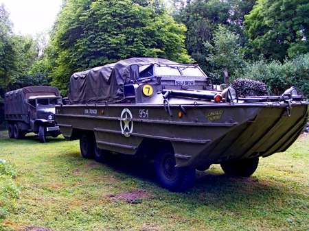 WW2 Dukw - Other &amp; Cars Background Wallpapers on Desktop 