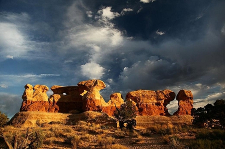 devil's garden - red, rocks, clouds, stones, nature, abstract