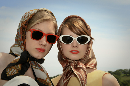 Women on the Road - silk, head scarf, scarf, headscarf, 50s fashion, silk scarf, sunglasses