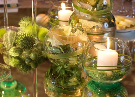 So Exquisit ~â™¥~ - magnificent, bowls, fruits, candles, fashion, banquet, wonderful, entertainment, centerpiece, white, decor table, green, exquisit, lights