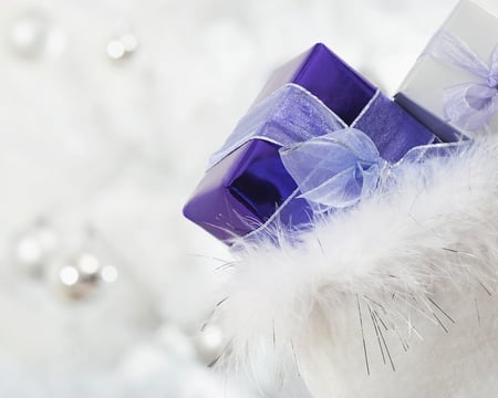 Last Christmas ~♥~ - gifts, magic, lavender, presents, fashion, entertainment, light, faith, joy, peace, purple, vilet, winter, forever, believe, love, christmas, white