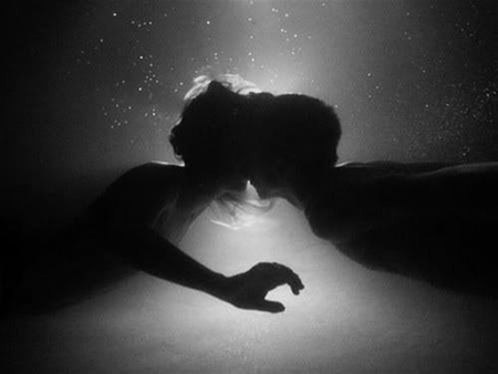 Underwater - black and white, kiss, love, underwater