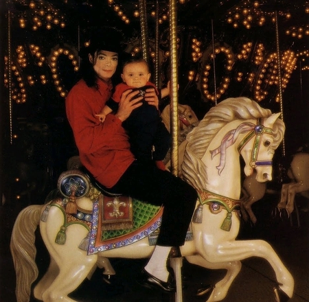 ♥ Childhood carousel ♥ - forever, amazing, magical place, beautiful, neverland, carousel, entertainment, horse, music, happiness, king, lightschildhood, secret heart, dance, father