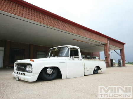 Short & Stout - white, lowered, 67, truck