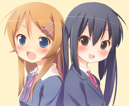 Azusa and Kirino - moe, nakano azusa, oreimo, duo, my little sister cant be this cute, hairclip, k on, back to back, kawaii, two girls, twin tails, ore no imouto ga konnani kawaii wake ga nai, blush, uniform, cute, kosaka kirino