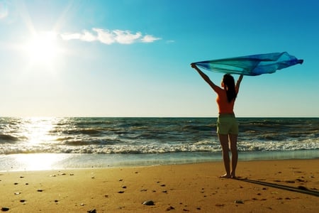 LIBERTY ON SHORE - nature, beach, girl, sea