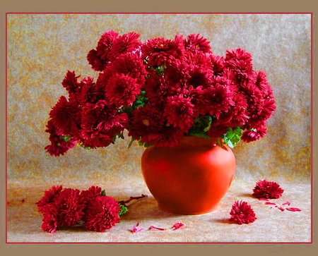 Still life in red - nice, lovely, still life, vase, pretty, red, beautiful, flowers, harmony