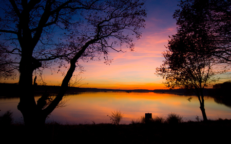 colorful dusk - beauty, silhouette, evening, photography, water, natre, sunset, dusk