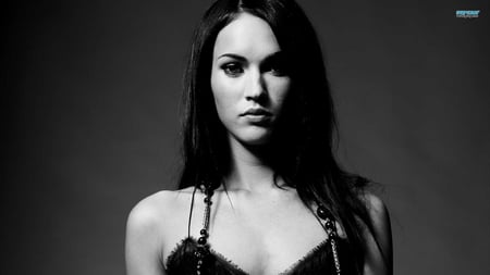 Megan Fox is still looking good in black and white - actresses, beautiful, megan fox, black and white, model