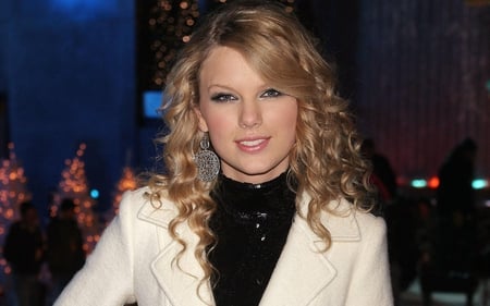 beautiful Taylor Swiff - tasylor, swiff, 2011, 05, singer, 11