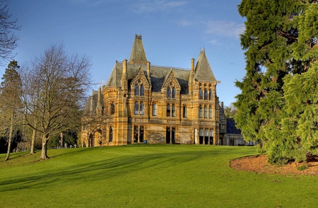 Home on the Hill - house, trees, hill grass, avon, stratford, upon, home, warwickshire, england, historic, classic, ettington, hotel, park