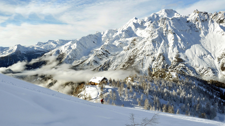 Spectacular Winter Scenery - lake, trees, mountain, skiing, winter, fir, white, snow, house, spectacular, scene