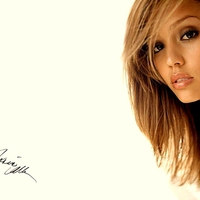 Jessica Alba