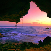 Hawallan cave by the sea