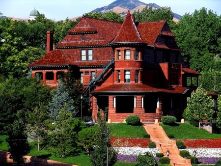 Stylish Old House - sky, house, trees, grass