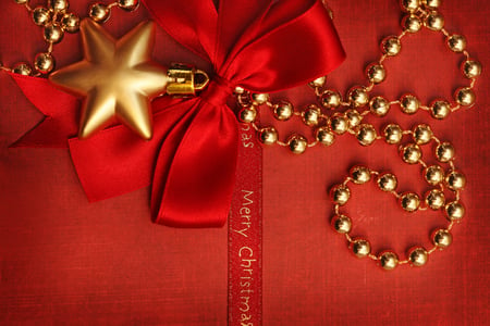 Merry Christmas - pretty, star, magic, amazing, great, holiday, red, magic christmas, ribbon, decorations, merry christmas, golden, nice, beautiful, photography, beauty, gold, colors, lovely, cool, christmas, garlands