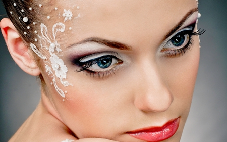 MASTERPIECE BEAUTY - face, girl, close-up, eyes, make-up, makeup