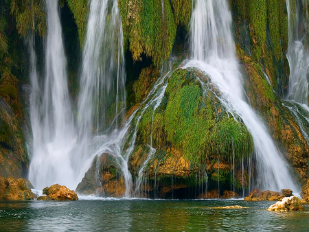 AMAZING WATERFALL - nature, water, amazing, waterfall