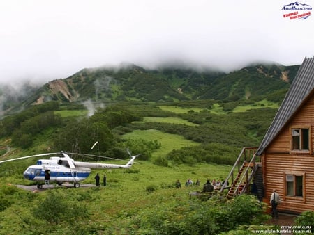 HAUSE AT TOP OF MOUNTAIN - house, forest, mountains, nature