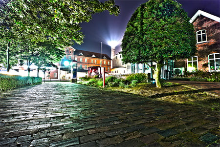 leuchtturm - bright, houses, trees, lamp, road