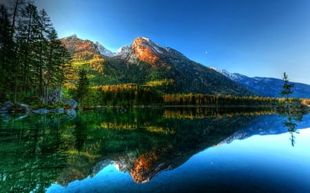 Beautiful Waterscape - reflections, nature, lake, glass, beautiful, hdr