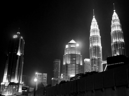 KL City in Monochrome - city, skycrapers, night, klcc