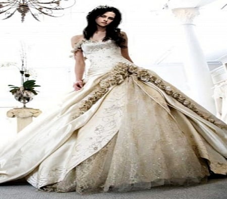 Beautiful Wedding Gown - people, twilight, movies, entertainment, breaking dawn