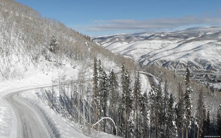 WINTER IN THE MOUNTAINS - winter, nature, mountains, snow