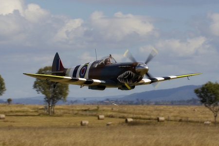 Spitfire MK26B - plane, fighter, airplane, vintage, classic, supermarine, mk26b, spitfire