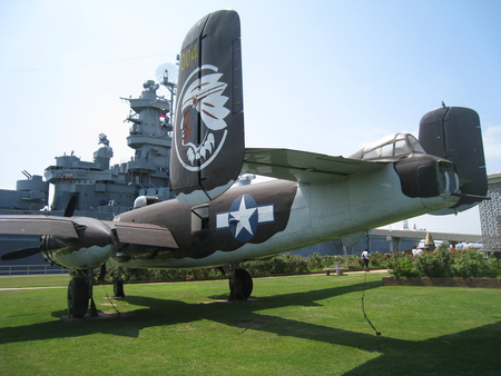 B-25G  v4 - battleship park, b-25 mitchell, b-25g, mitchell