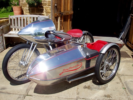 Flying Dunhill Devil - motorcycle, sidecar, side, flying, devil, bike, cycle, car, dunhill, motor, custom