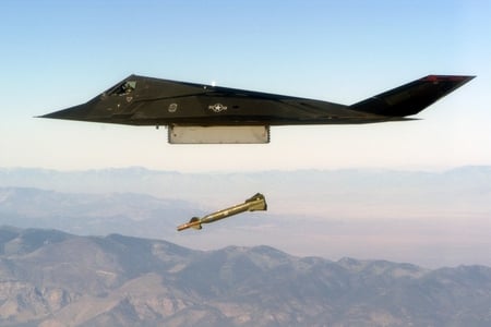 F 117 Nighthawk - jet, nighthawk, fighter, plane, f 117, f 117 nighthawk, f117a, stealth, military