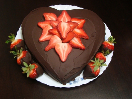 Happy Birthday, Heart Cake for all Novembers Children !!!! :) - strawberries, chocolate, cake, yummie