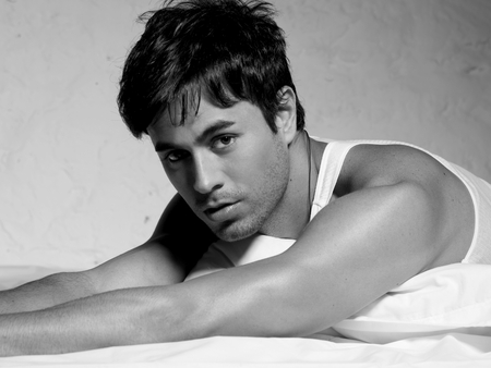 ♥♥♥ENRIQUE IGLESIAS♥♥♥ - musician, singer, hot, wallpaper