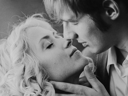 MY HEART STILL BEATS FOR YOU - kiss, heart, black and white, love, romance