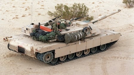 IN THE DESERT OF IRAQ - tank, in the, of iraq, desert