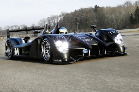 Audi R15 TDI Le mans race car - r15, car, 2011, audi, 27, 11