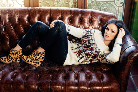 Rachel Bilson - actresses, sofa, people, beautiful, rachel bilson, celebrity